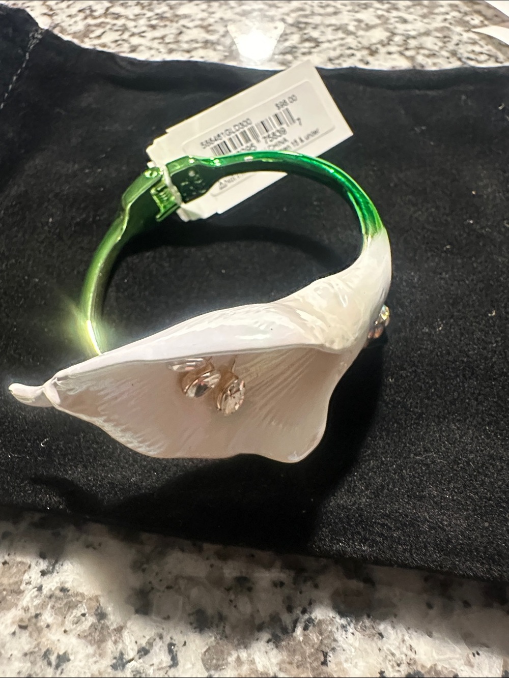 Betsey Johnson CALLA LILY BYPASS BANGLE BRACELET GREEN